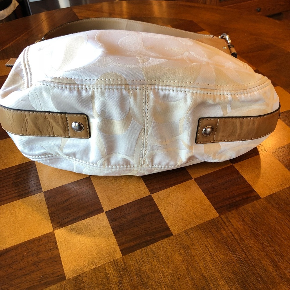 Authentic Coach Signature - Picture 4 of 5